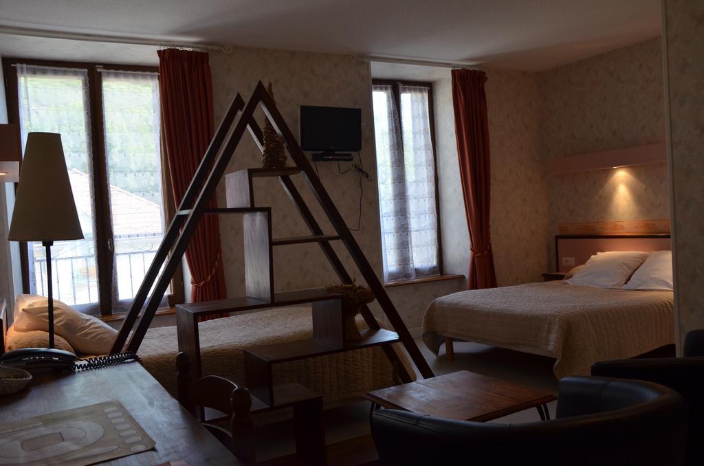 Logis Auberge De L'Allagnonette Saint-Poncy 외부 사진