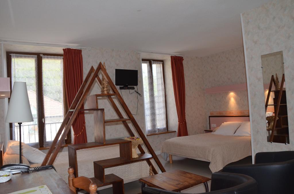 Logis Auberge De L'Allagnonette Saint-Poncy 외부 사진