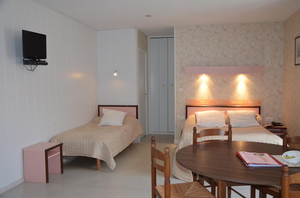 Logis Auberge De L'Allagnonette Saint-Poncy 외부 사진